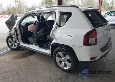 2014 Jeep Compass Sport z USA, uszkodzony, nr VIN 1C4NJDBB3ED880412